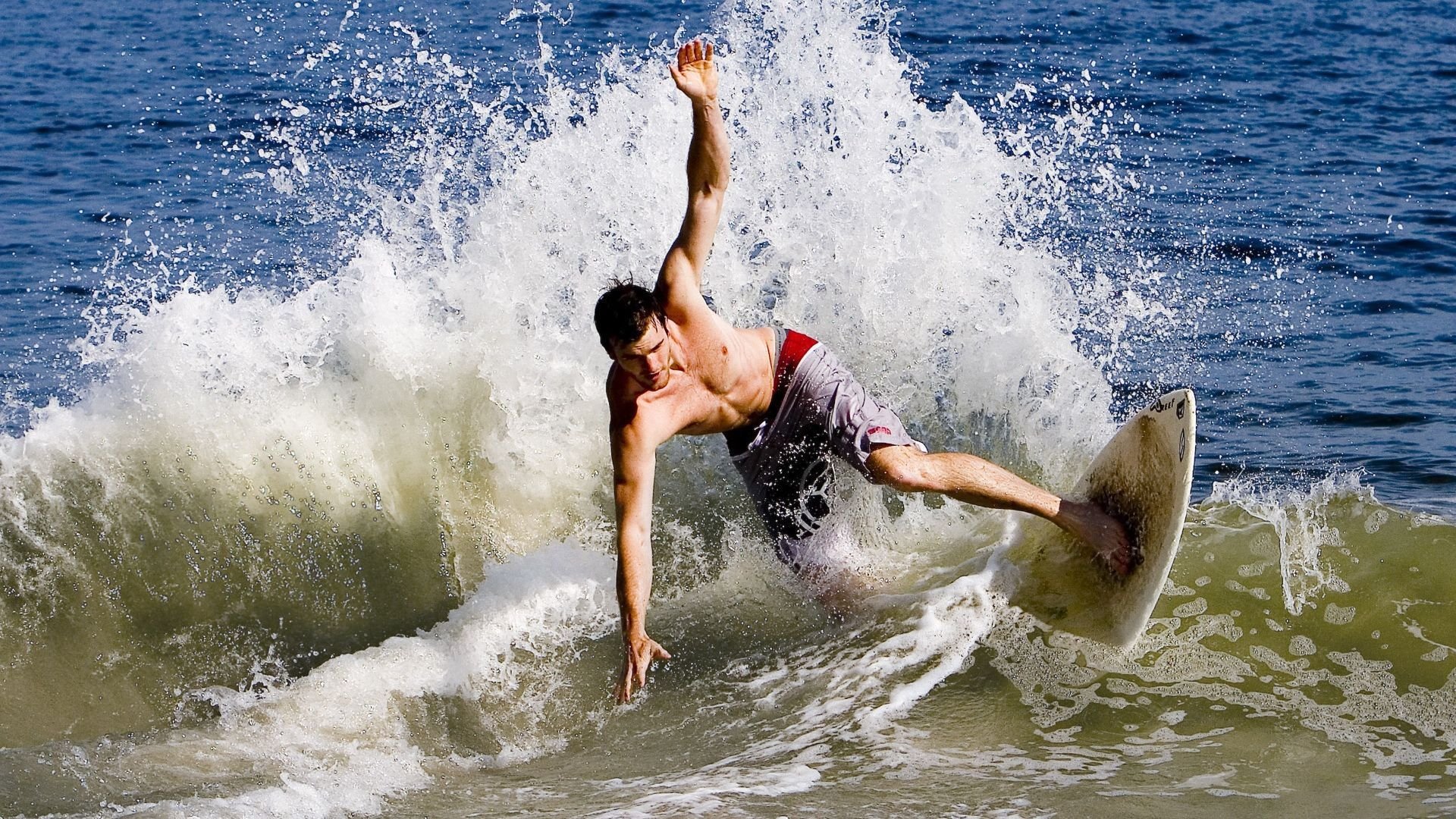 德约科维奇关键节点出色防守，独行侠带队取胜！